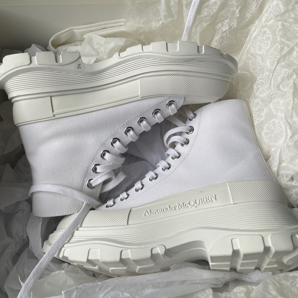 Alexander McQUEEN White Canvas Platform High-Top Sneakers